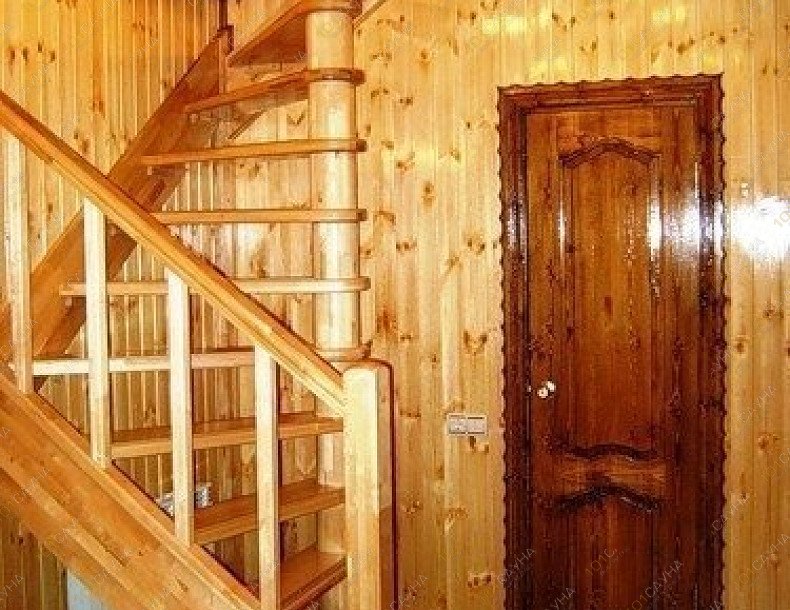 Баня У Лукоморья, в Самаре, Чекистов, 132а | Баня &quot;У Лукоморья&quot; Самара. Каталог: Бани и сауны Самары. Лестница. | 101sauna.ru