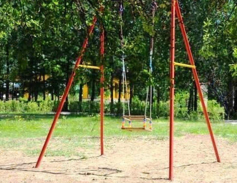 Парк-отель Мечта, в Омске, Омская область, Омский район, пос. Чернолучье, ул. Лесная, 2 | Мечта, парк-отель Омск. Чернолучье. Каталог: бани и сауны Омска. Фотография: детская площадка | 101sauna.ru