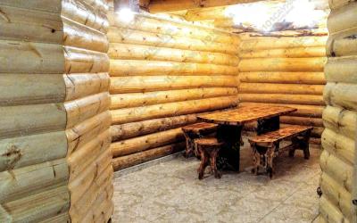 Комплекс Русских бань Лесная заимка, в Челябинске, поселок Новоказанцево, ул. Зеленая, 1 | печь-камин | 101sauna.ru