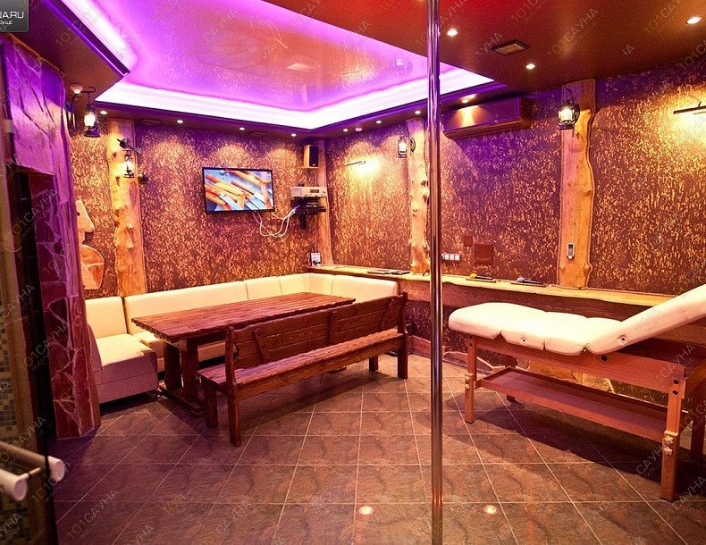 Сауна Club-office, в Москве, Строительный проезд, 2 стр. 1 | банкетный зал с массажным столом | 101sauna.ru