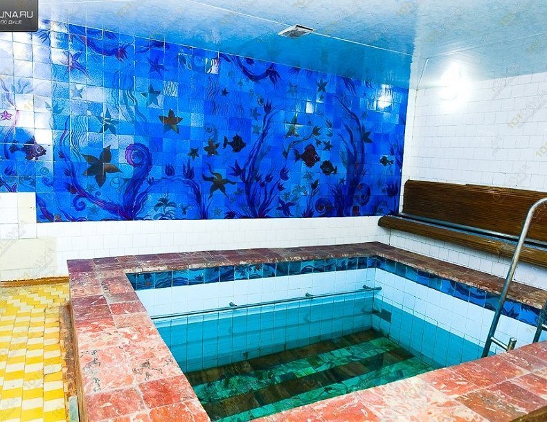Сауна Изумруд, в Владивостоке, Русская, 71 | Холл | 101sauna.ru