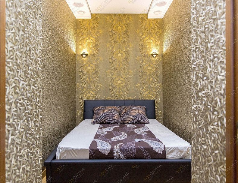 Сауна Podval resort, в Набережных Челнах, пр. Сююмбике, 28 | Номер в стиле &quot;Gold&quot; | 101sauna.ru