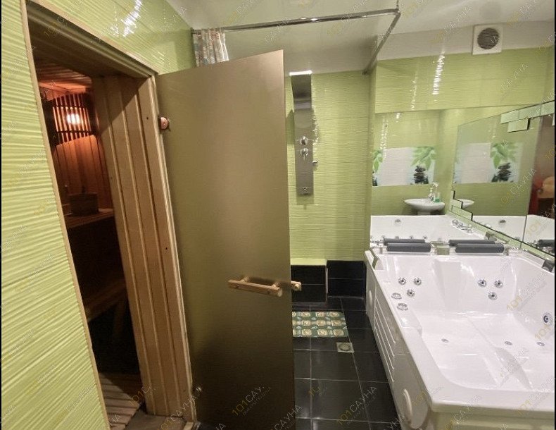 Сауна LoungeSauna, в Красноярске, Железнодорожников, 11 | Джакузи в Малом номере | 101sauna.ru