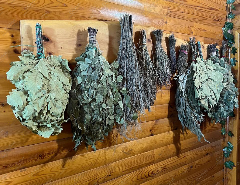 Русская баня Барин, в Краснодаре, Ипподромная, 13 | Веники в ассортименте | 101sauna.ru