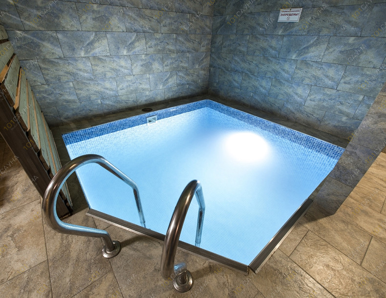 Русская баня На Чехова, в Ижевске, Серова, 99 | Номер "Номер 1 - Финская бассейном": 1 | 101sauna.ru