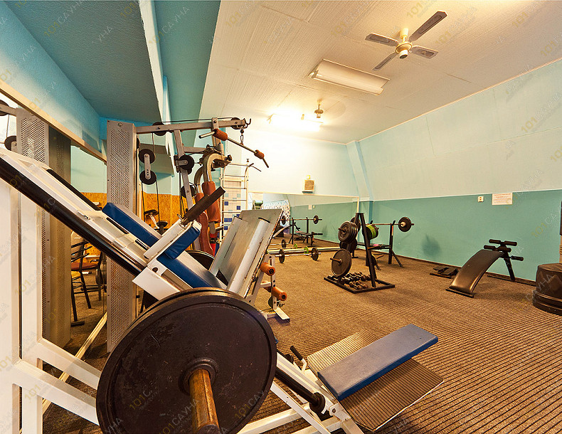 SPA-центр Комендантские бани, в Санкт-Петербурге, Байконурская, 13 к2 | Тренажёрный зал — оборудование в Комендантских банях | 101sauna.ru