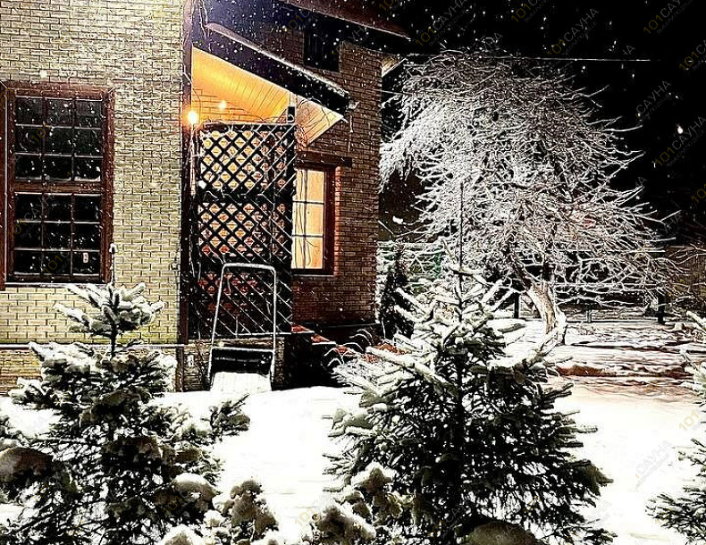 Баня Баня Конкордия, в Санкт-Петербурге, д. Озерки, 58/1 | Фасад бани Конкордия зимой | 101sauna.ru