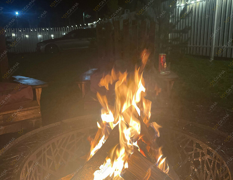 Баня Баня Форест, в Санкт-Петербурге, Приозерский р-н, дер. Борисово, ул. Дачная, 88 | Мангальная зона с костровой чашей | 101sauna.ru