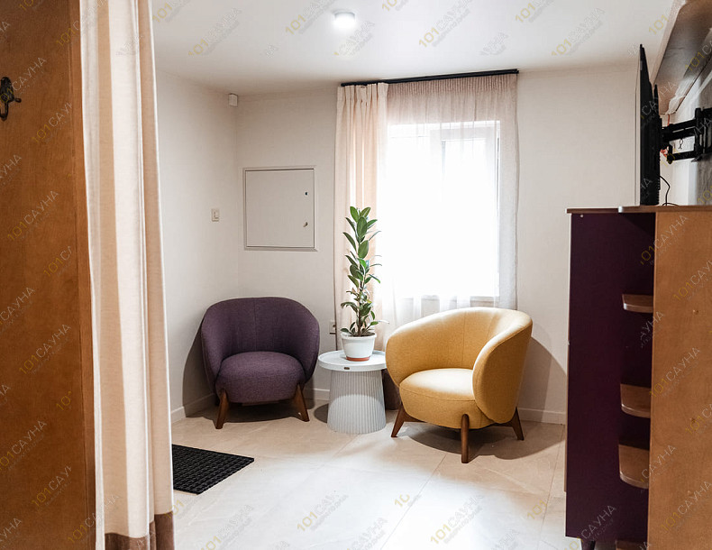 Банный комплекс Парная баня Гуцайт Груп, в Санкт-Петербурге, г. Павловск, ул. Надгорная, 16В | Предбанник и раздевалка в бане Гуцайт Груп | 101sauna.ru