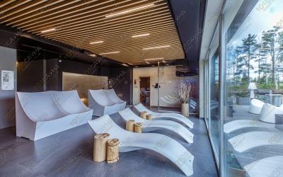 Банный SPA комплекс Хюгге Байня, в Санкт-Петербурге, Выборгское ш., 41-й км | Зона отдыха Хюгге Байня — уютный интерьер для расслабления после парной | 101sauna.ru