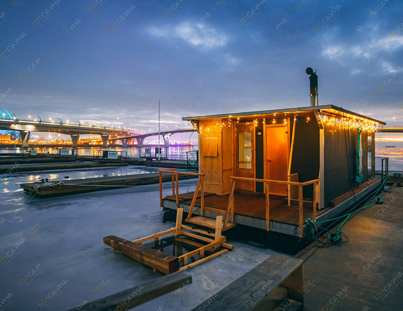 Баня Privé House, в Санкт-Петербурге, Приморский просп., 70, стр. 2 | Privé House — вечерний вид на банный комплекс | 101sauna.ru