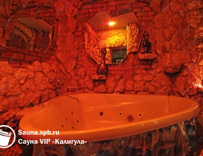 Сауна VIP Калигула, в Санкт-Петербурге, Санкт-Петербург, Сиреневый бульвар, 9 | Подсветка бассейна VIP Калигула | 101sauna.ru
